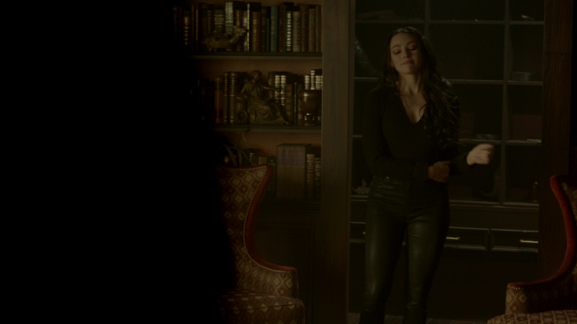 VampireDiariesWorld-dot-nl_Legacies4x07SomeplaceFarAwayfromAllThisViolence0436.jpg