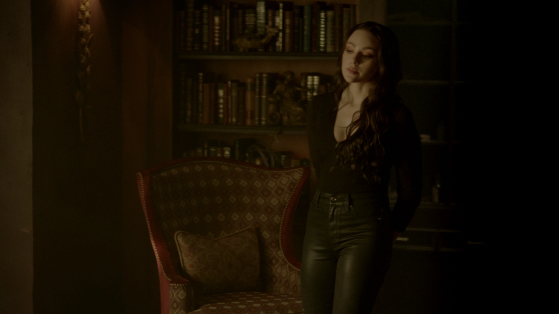 VampireDiariesWorld-dot-nl_Legacies4x07SomeplaceFarAwayfromAllThisViolence0442.jpg