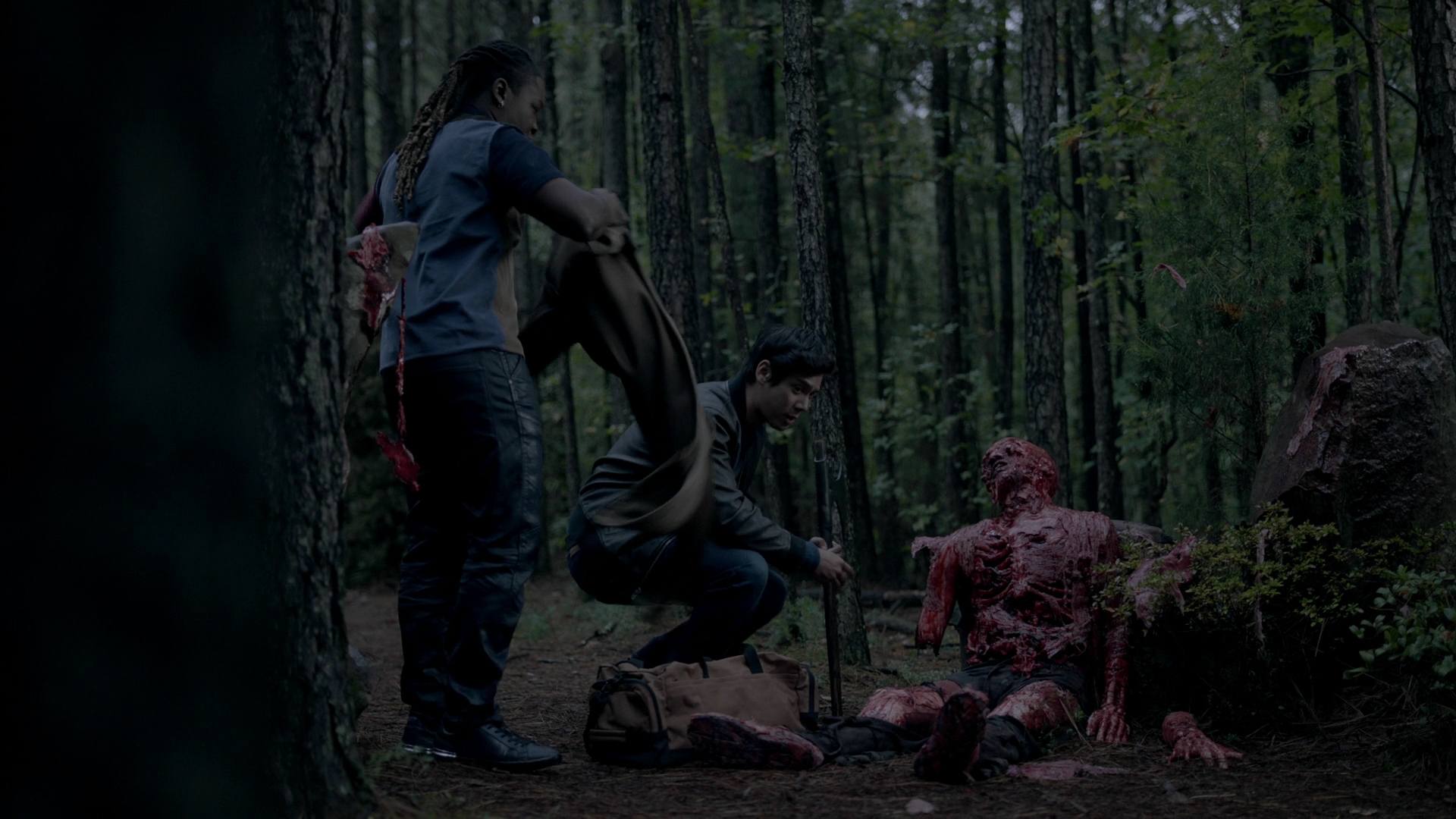 VampireDiariesWorld-dot-nl_Legacies4x07SomeplaceFarAwayfromAllThisViolence0652.jpg