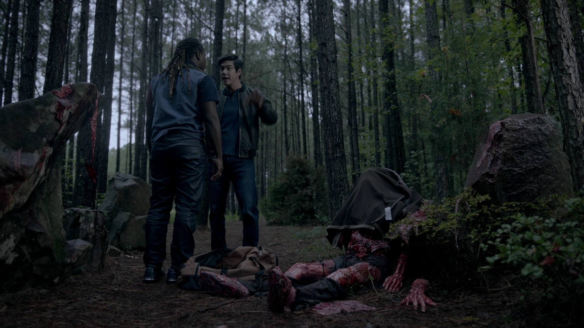 VampireDiariesWorld-dot-nl_Legacies4x07SomeplaceFarAwayfromAllThisViolence0675.jpg