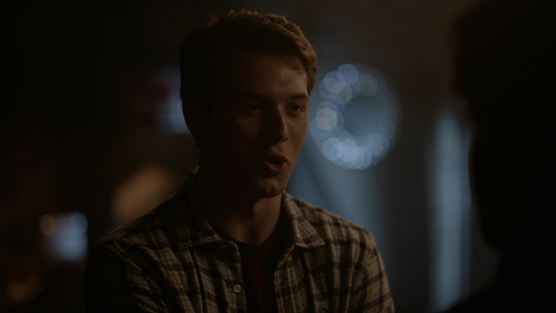 VampireDiariesWorld-dot-nl_Legacies4x07SomeplaceFarAwayfromAllThisViolence2350.jpg