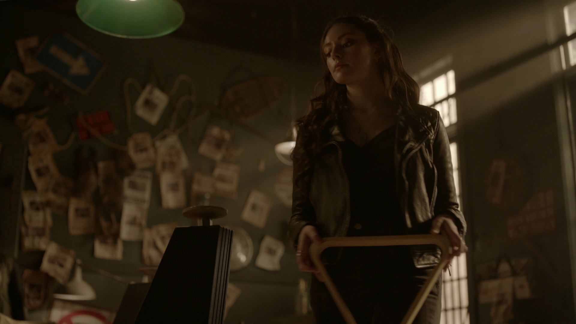 VampireDiariesWorld-dot-nl_Legacies4x08YouWillRememberMe0808.jpg