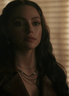 vampirediariesworld-dot-nl_Legacies4x10TheStoryOfMyLife0101.jpg