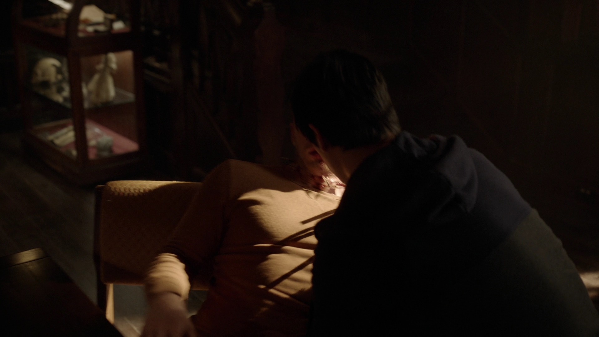 vampirediariesworld-dot-nl_Legacies4x10TheStoryOfMyLife0334.jpg