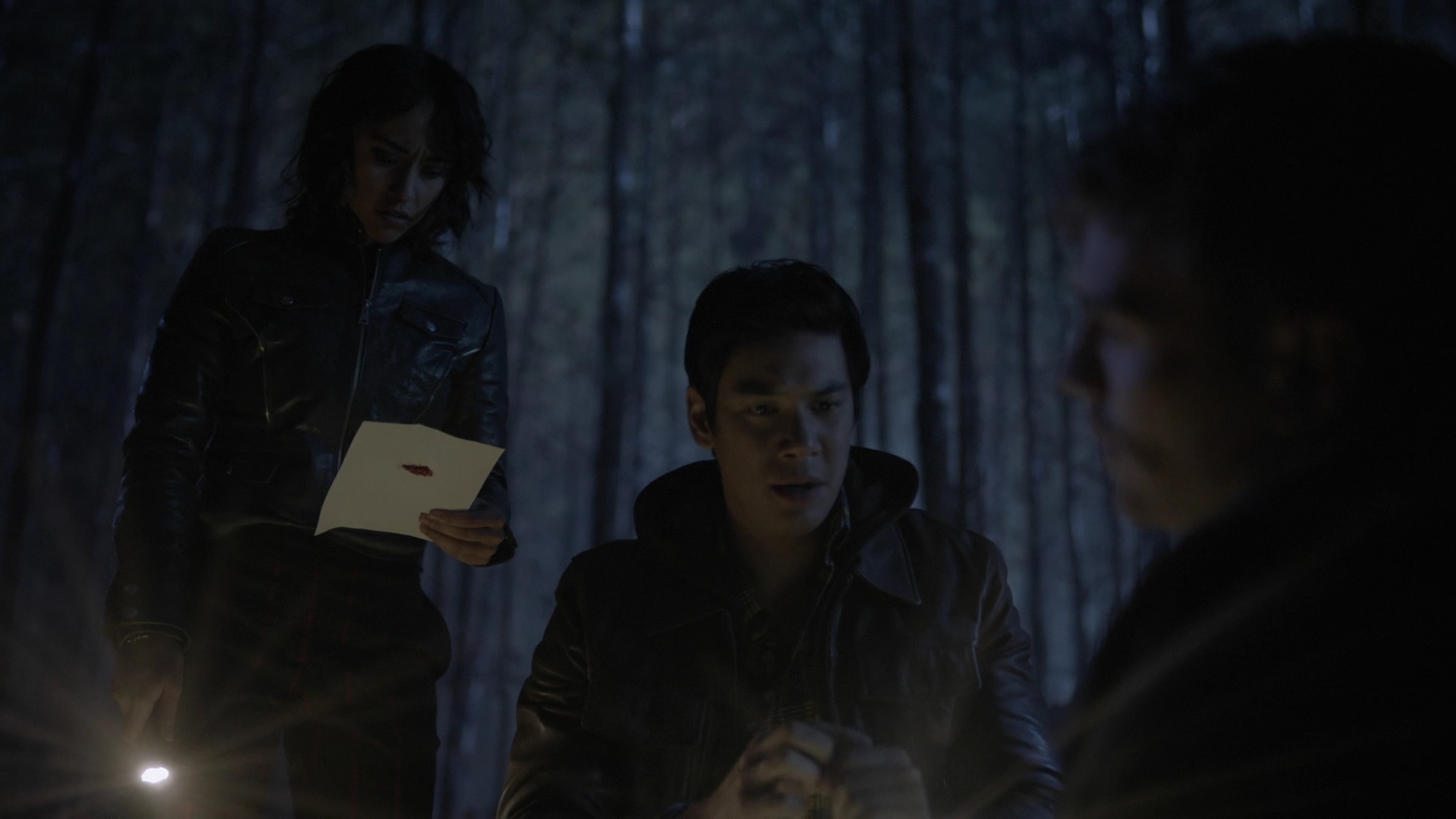 VampireDiariesWorld-dot-nl_Legacies4x11FollowTheSoundOfMyVoice1940.jpg