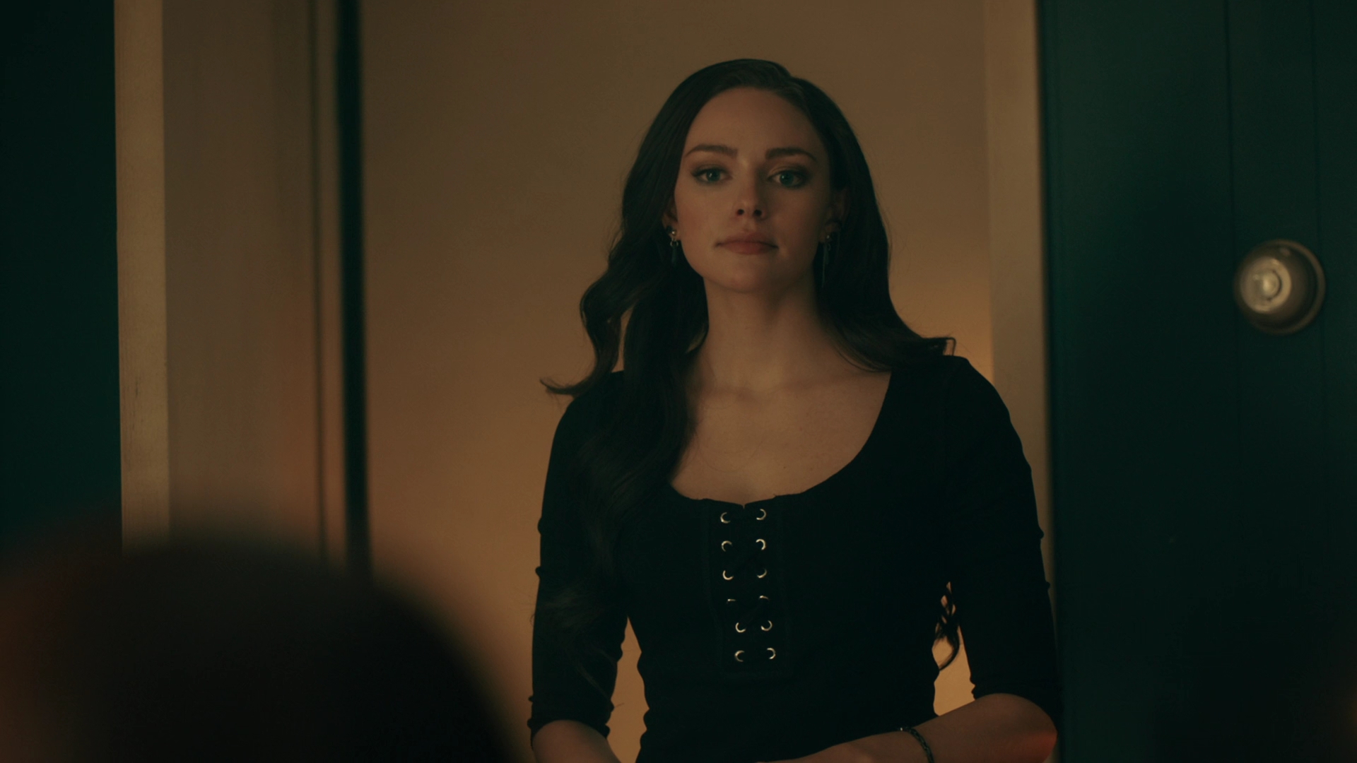 vampirediariesworld-dot-nl_Legacies4x12NotAllThoseWhoWanderAreLost1189.jpg