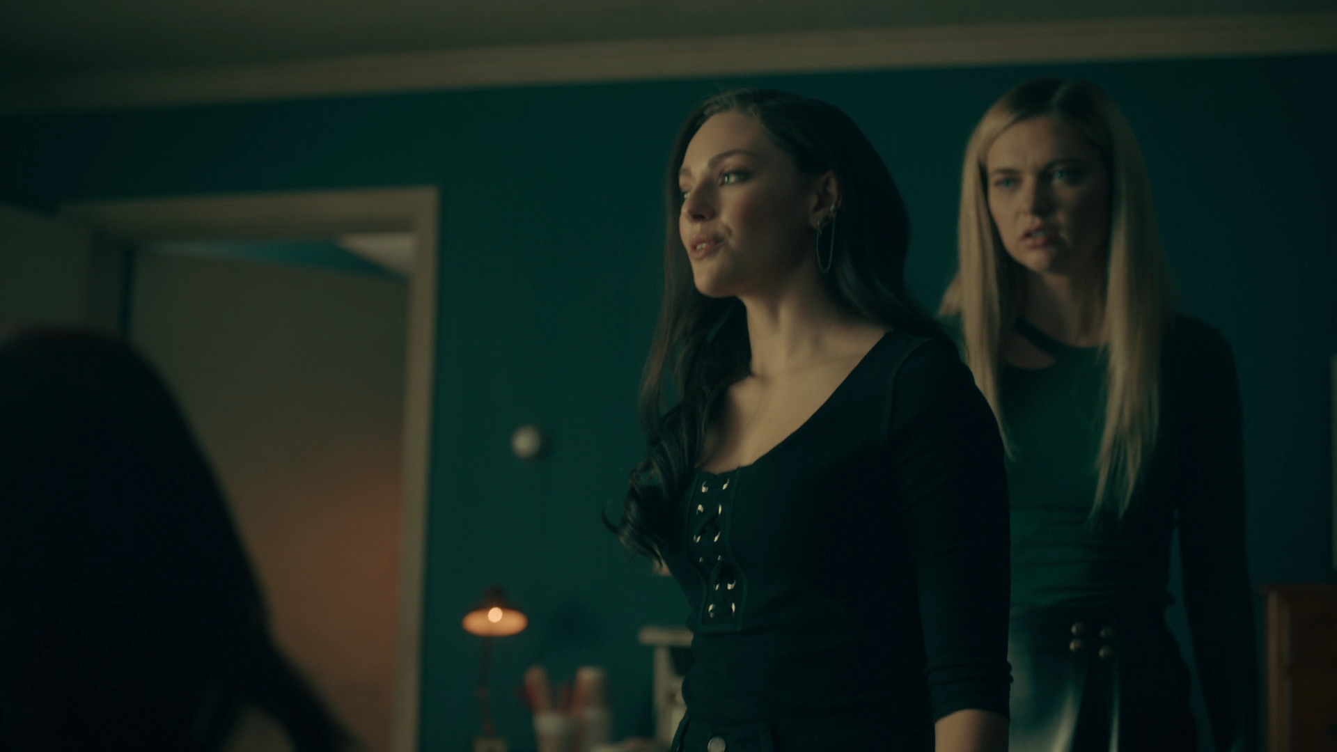 vampirediariesworld-dot-nl_Legacies4x12NotAllThoseWhoWanderAreLost1803.jpg