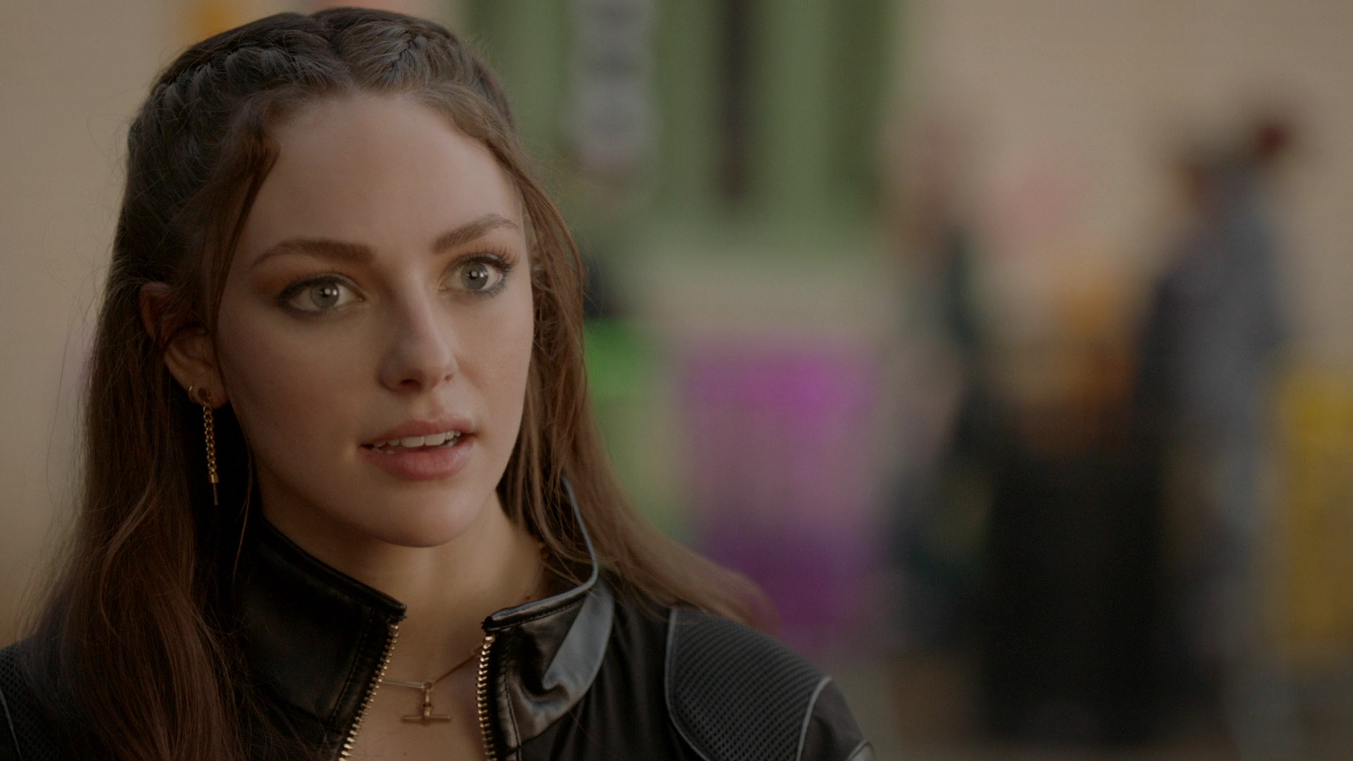 VampireDiariesWorld-dot-nl_Legacies4x15EverythingThatCanBeLostMayAlsoBeFound0358.jpg