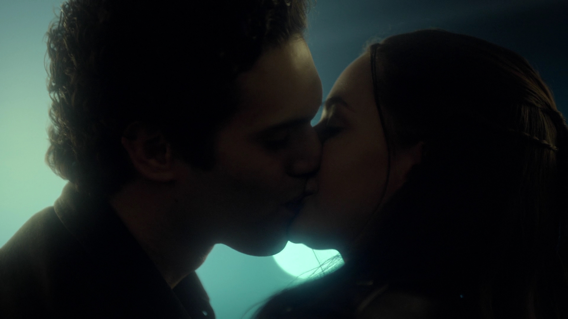 VampireDiariesWorld-dot-nl_Legacies4x17IntoTheWoods0044.jpg