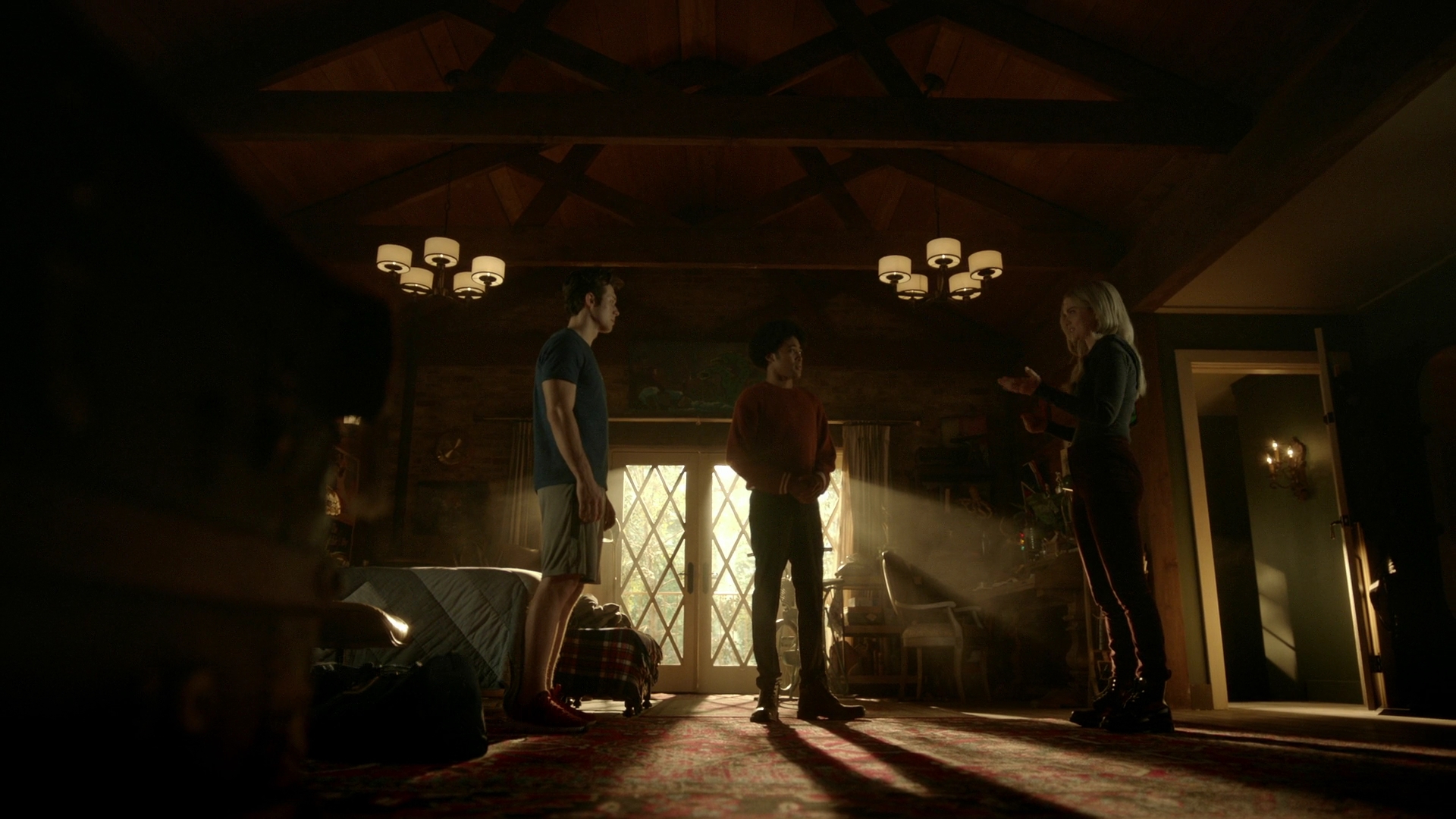 VampireDiariesWorld-dot-nl_Legacies4x17IntoTheWoods0192.jpg