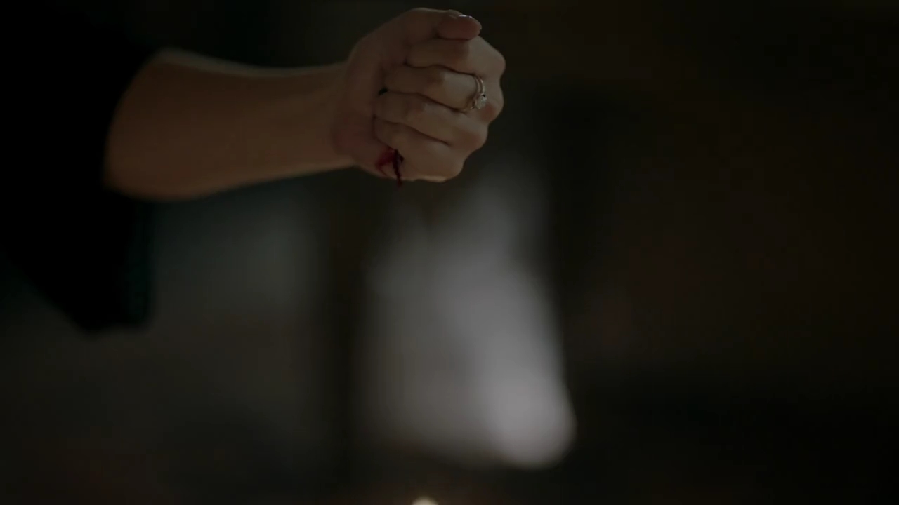 VampireDiariesWorld-dot-nl_Legacies4x20JustDontBeAStrangerOkay0511.jpg