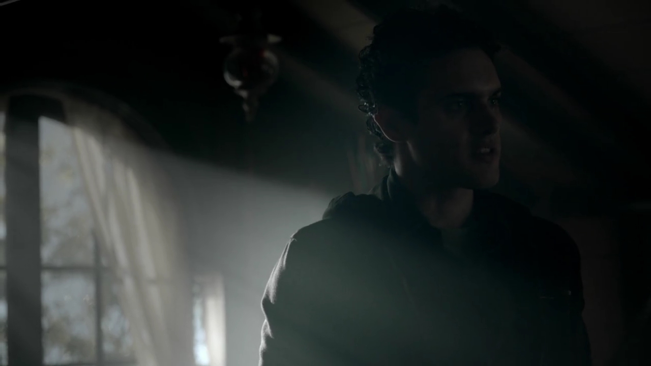 VampireDiariesWorld-dot-nl_Legacies4x20JustDontBeAStrangerOkay0595.jpg