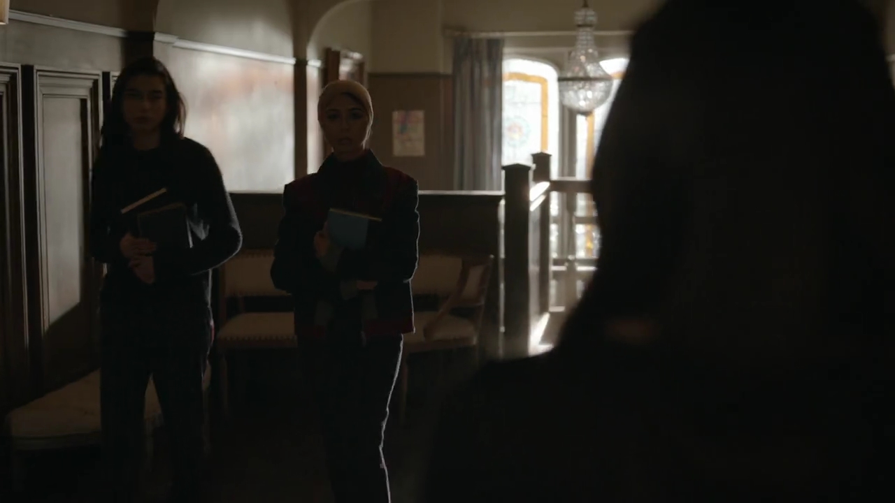 VampireDiariesWorld-dot-nl_Legacies4x20JustDontBeAStrangerOkay0963.jpg