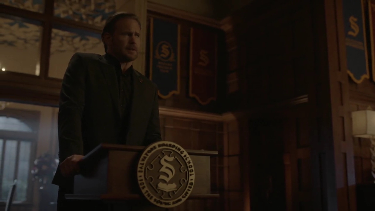 VampireDiariesWorld-dot-nl_Legacies4x20JustDontBeAStrangerOkay2026.jpg