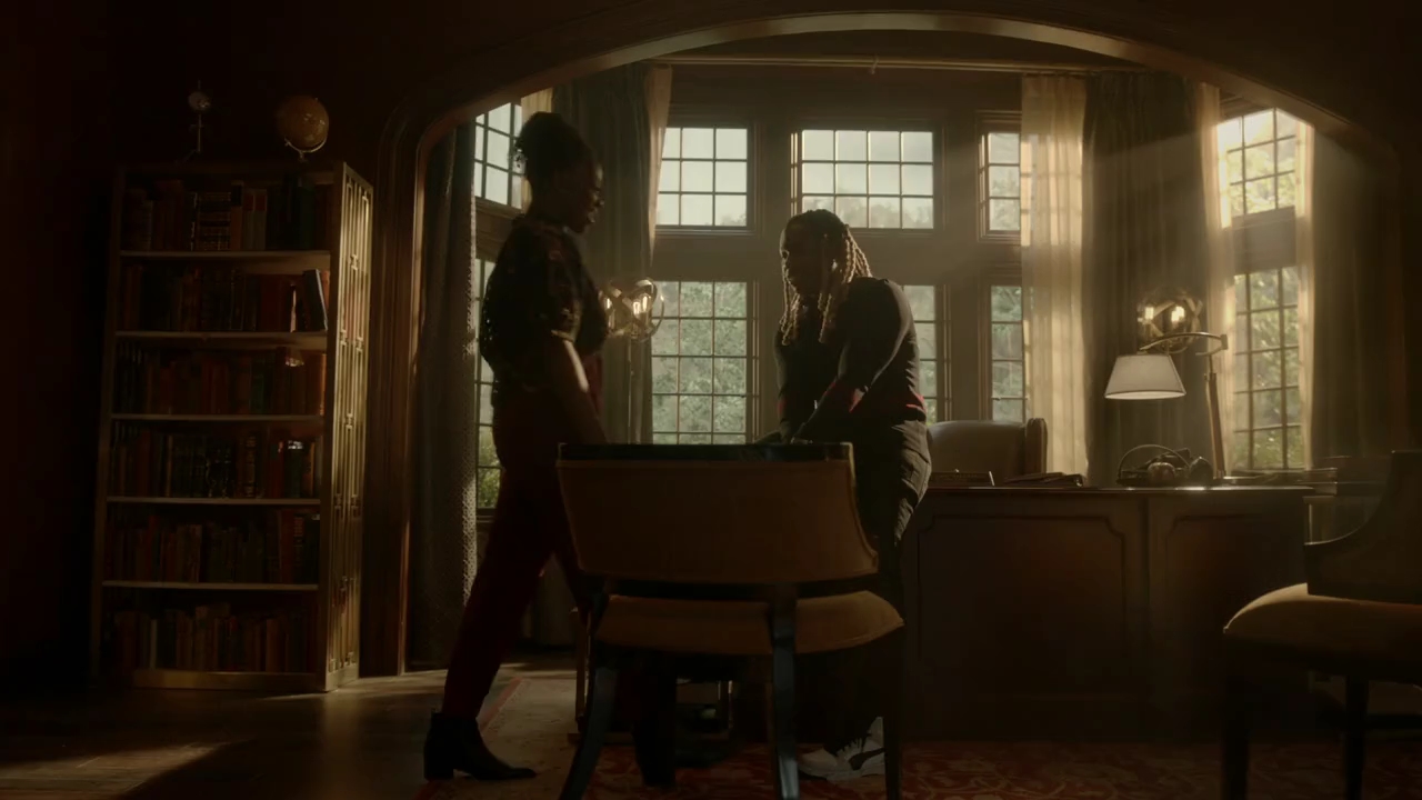 VampireDiariesWorld-dot-nl_Legacies4x20JustDontBeAStrangerOkay2189.jpg