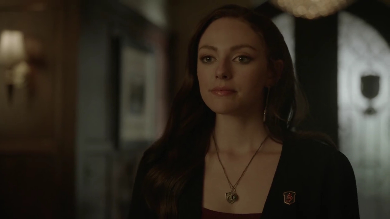 VampireDiariesWorld-dot-nl_Legacies4x20JustDontBeAStrangerOkay2436.jpg