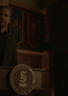 VampireDiariesWorld-dot-nl_Legacies4x20JustDontBeAStrangerOkay2022.jpg