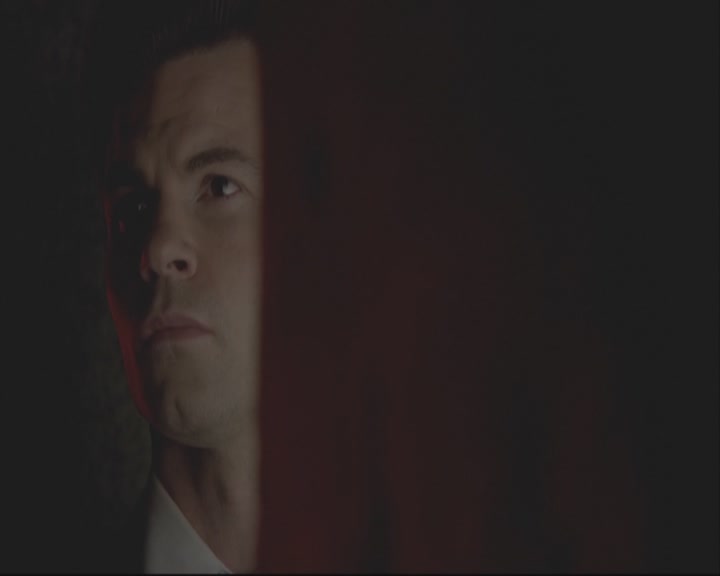 VampireDiariesWorld-dot-org_TheOriginals1x01AlwaysAndForever-deletedscene0037.jpg