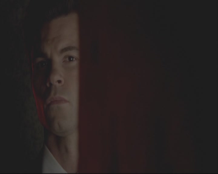 VampireDiariesWorld-dot-org_TheOriginals1x01AlwaysAndForever-deletedscene0038.jpg