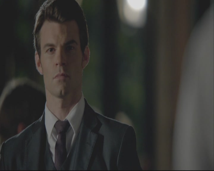 VampireDiariesWorld-dot-org_TheOriginals1x01AlwaysAndForever-deletedscene0117.jpg