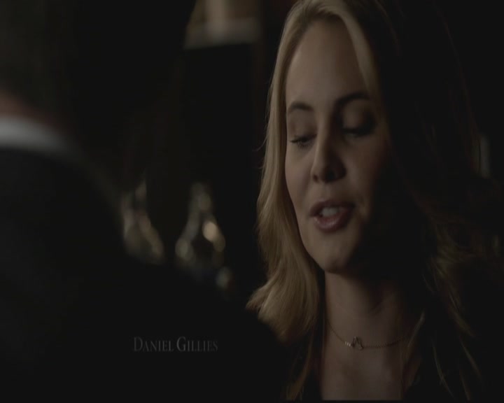 VampireDiariesWorld-dot-org_TheOriginals1x01AlwaysandForever0217.jpg