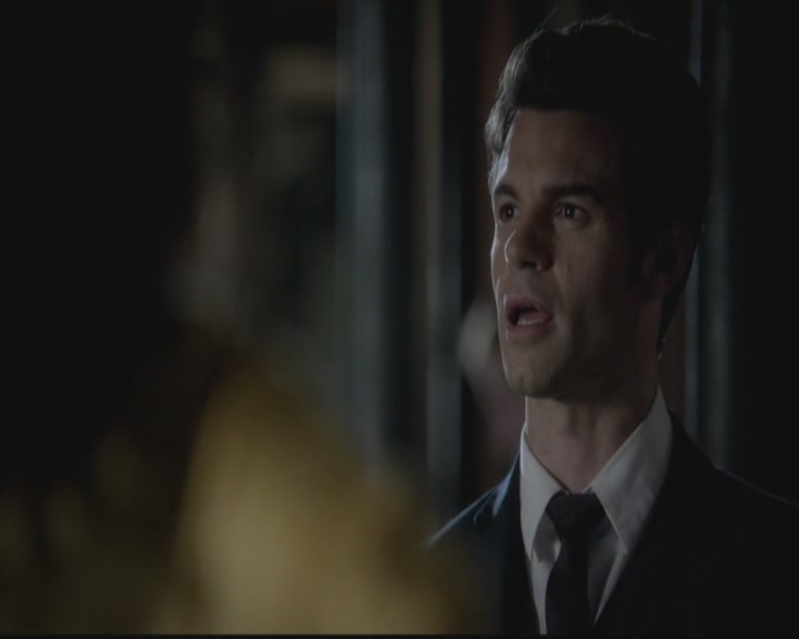 VampireDiariesWorld-dot-org_TheOriginals1x01AlwaysandForever0320.jpg