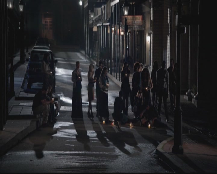 VampireDiariesWorld-dot-org_TheOriginals1x01AlwaysandForever0359.jpg