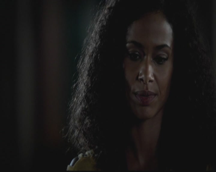 VampireDiariesWorld-dot-org_TheOriginals1x01AlwaysandForever0377.jpg