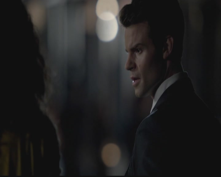 VampireDiariesWorld-dot-org_TheOriginals1x01AlwaysandForever0379.jpg