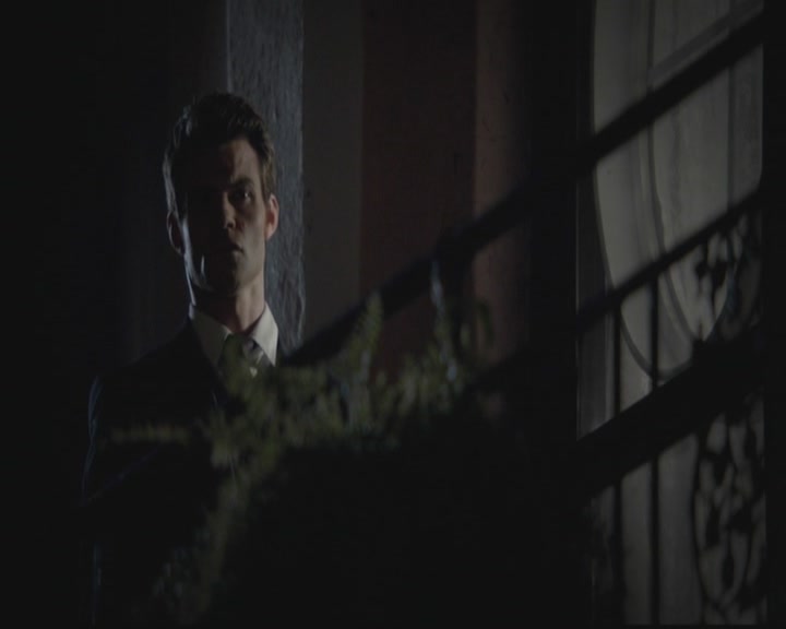 VampireDiariesWorld-dot-org_TheOriginals1x01AlwaysandForever0462.jpg