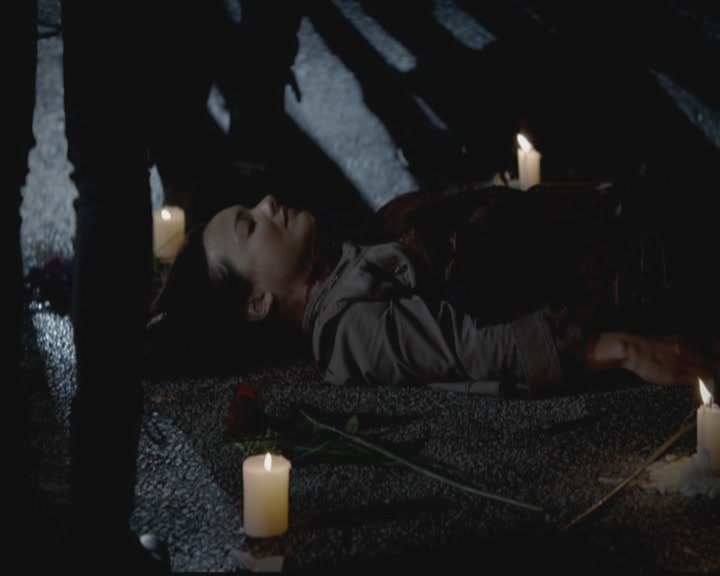 VampireDiariesWorld-dot-org_TheOriginals1x01AlwaysandForever0465.jpg