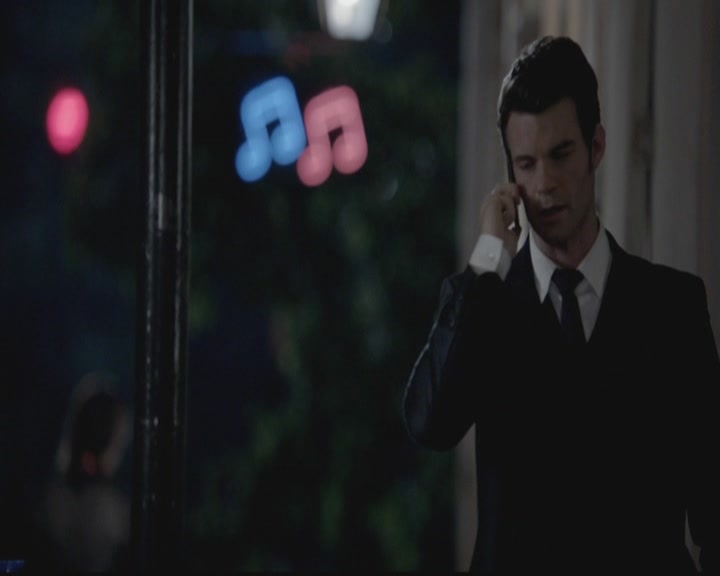 VampireDiariesWorld-dot-org_TheOriginals1x01AlwaysandForever0525.jpg