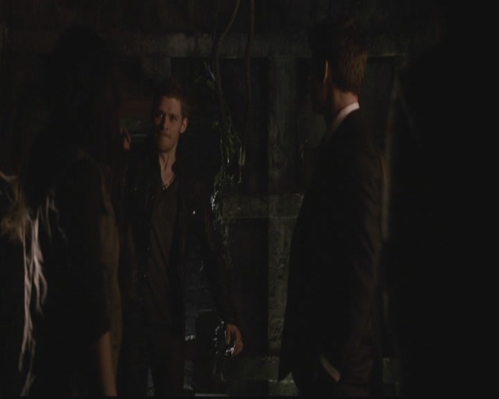 VampireDiariesWorld-dot-org_TheOriginals1x01AlwaysandForever1173.jpg