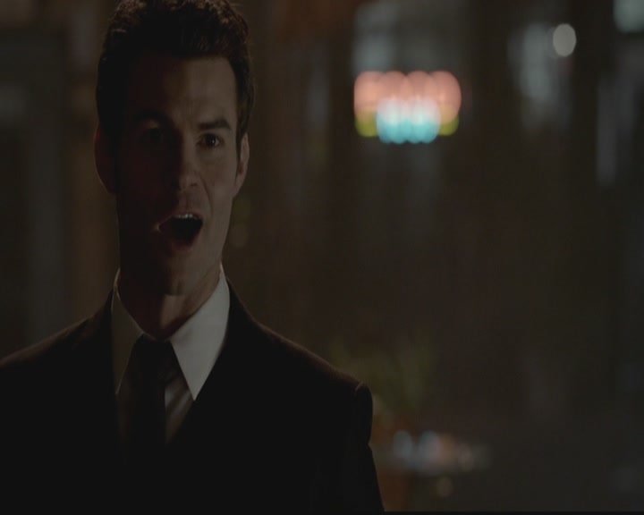 VampireDiariesWorld-dot-org_TheOriginals1x01AlwaysandForever1268.jpg