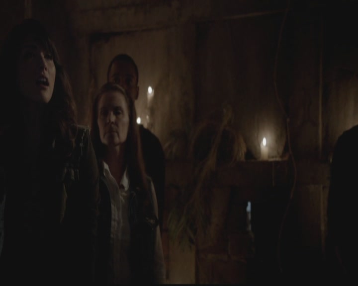 VampireDiariesWorld-dot-org_TheOriginals1x01AlwaysandForever1384.jpg