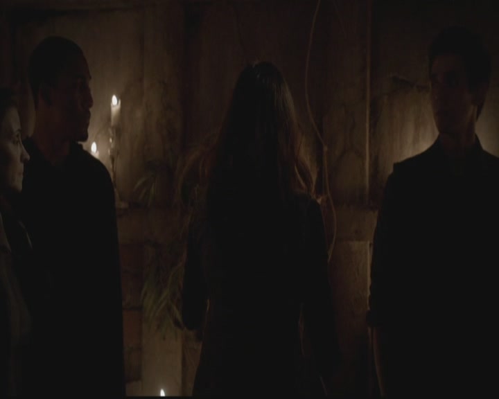 VampireDiariesWorld-dot-org_TheOriginals1x01AlwaysandForever1414.jpg