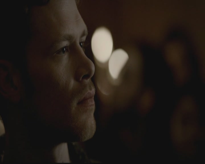 VampireDiariesWorld-dot-org_TheOriginals1x01AlwaysandForever1545.jpg