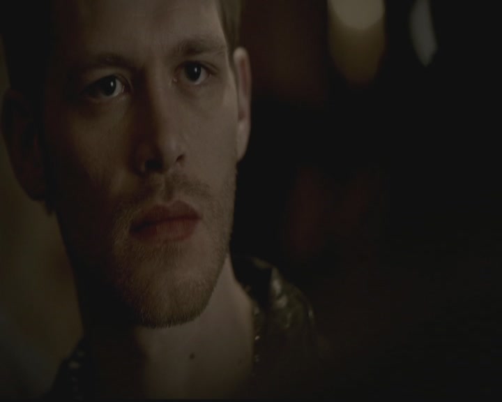 VampireDiariesWorld-dot-org_TheOriginals1x01AlwaysandForever1560.jpg