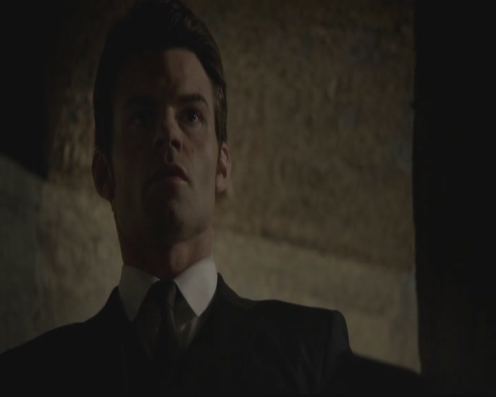 VampireDiariesWorld-dot-org_TheOriginals1x01AlwaysandForever1589.jpg