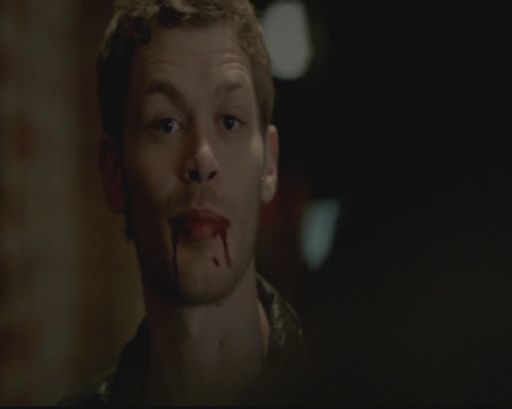 VampireDiariesWorld-dot-org_TheOriginals1x01AlwaysandForever1603.jpg