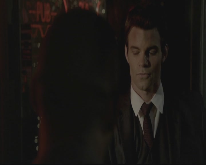 VampireDiariesWorld-dot-org_TheOriginals1x01AlwaysandForever1728.jpg