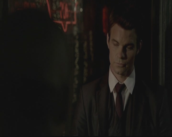 VampireDiariesWorld-dot-org_TheOriginals1x01AlwaysandForever1730.jpg