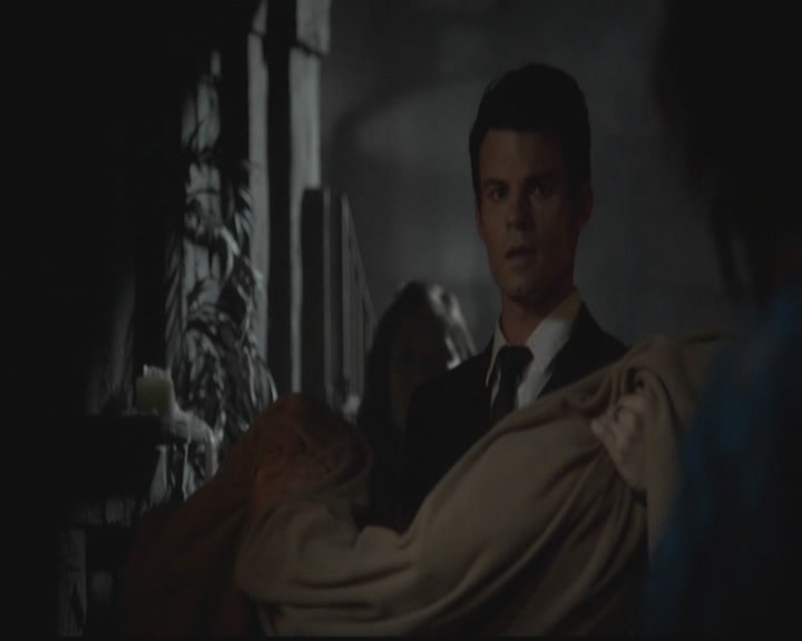 VampireDiariesWorld-dot-org_TheOriginals1x01AlwaysandForever1797.jpg