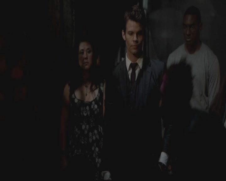 VampireDiariesWorld-dot-org_TheOriginals1x01AlwaysandForever1823.jpg