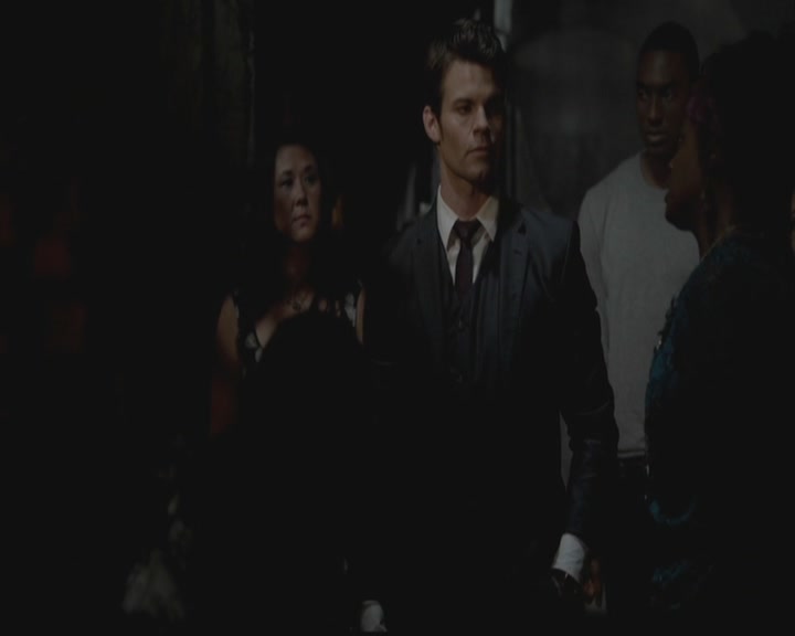 VampireDiariesWorld-dot-org_TheOriginals1x01AlwaysandForever1824.jpg