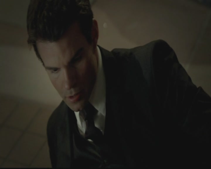 VampireDiariesWorld-dot-org_TheOriginals1x01AlwaysandForever1934.jpg