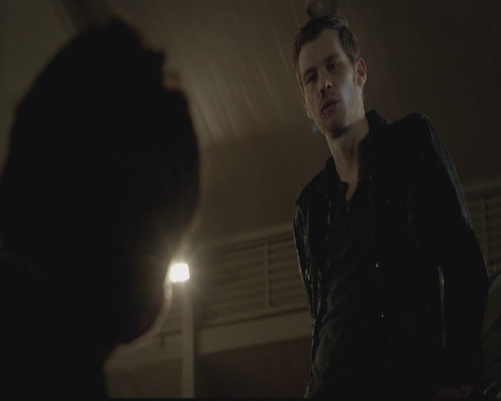 VampireDiariesWorld-dot-org_TheOriginals1x01AlwaysandForever1940.jpg