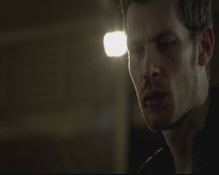 VampireDiariesWorld-dot-org_TheOriginals1x01AlwaysandForever1964.jpg