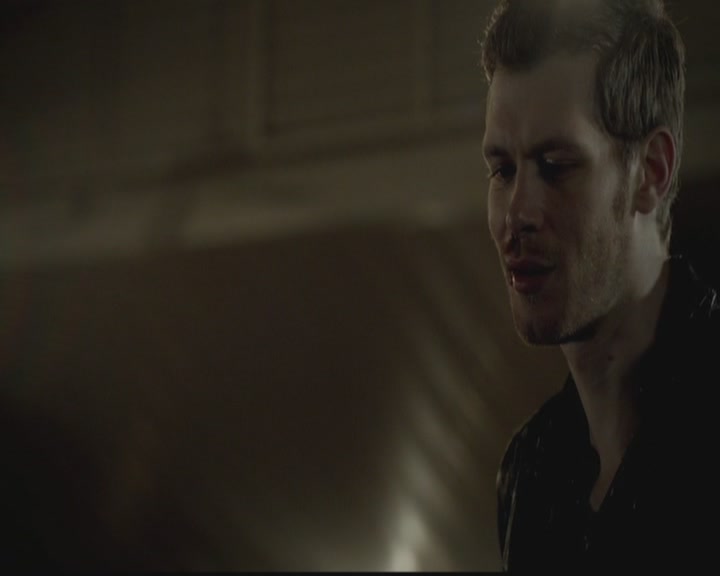 VampireDiariesWorld-dot-org_TheOriginals1x01AlwaysandForever1970.jpg