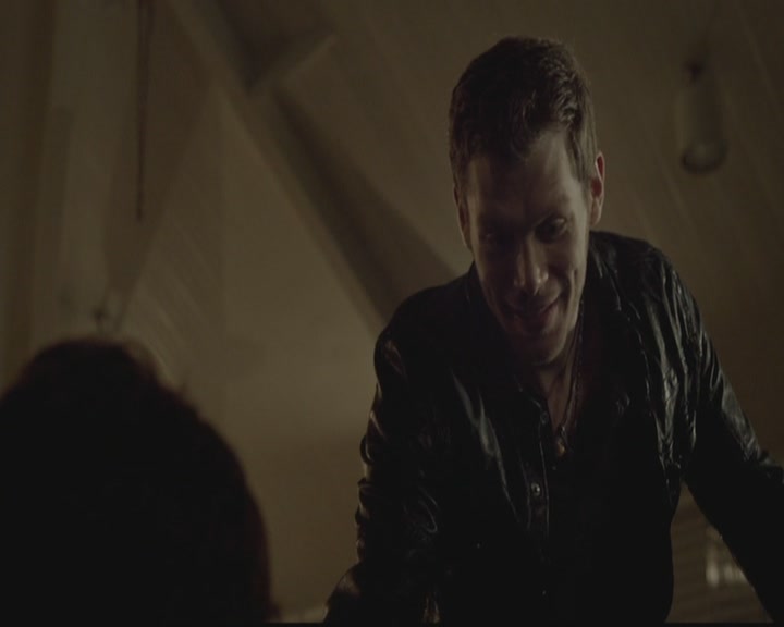 VampireDiariesWorld-dot-org_TheOriginals1x01AlwaysandForever1978.jpg